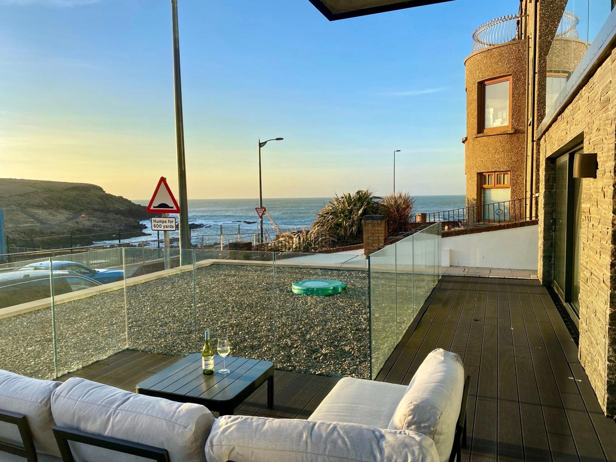 The North Cove, 20M To The Sea, Modern Studio Apartment Портраш Экстерьер фото